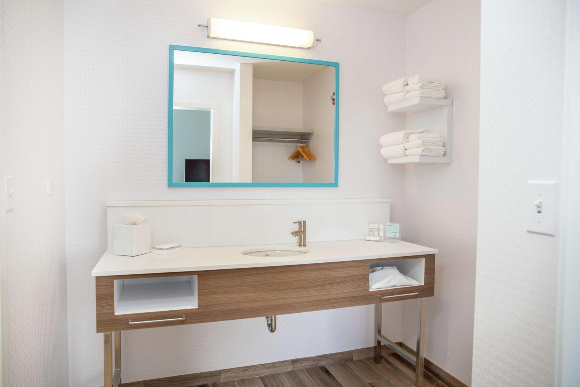 Hampton Inn & Suites Bridgeview Chicago, Il מראה חיצוני תמונה